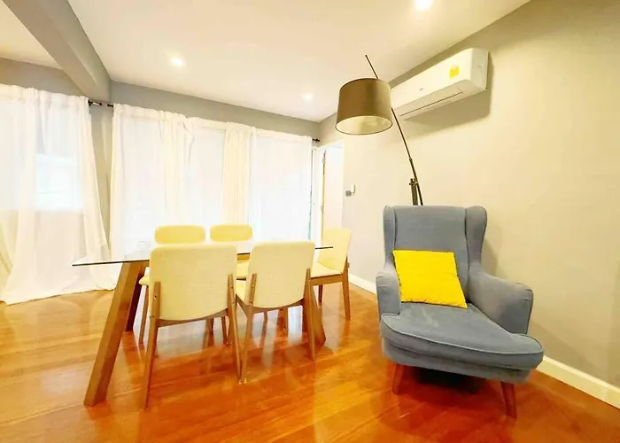 5brhouse Centre Silom 3min To Bts Saint Louis Bangkok