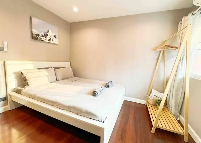 5brhouse Centre Silom 3min To Bts Saint Louis *