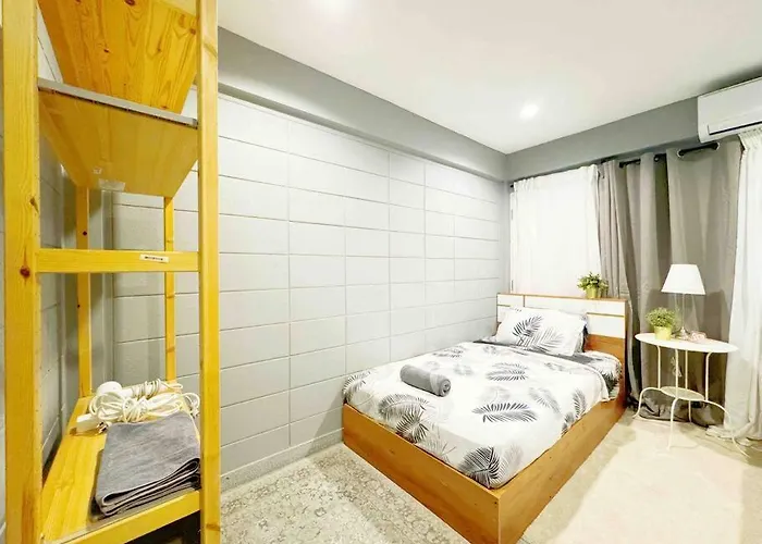 5brhouse Centre Silom 3min To Bts Saint Louis * Bangkok